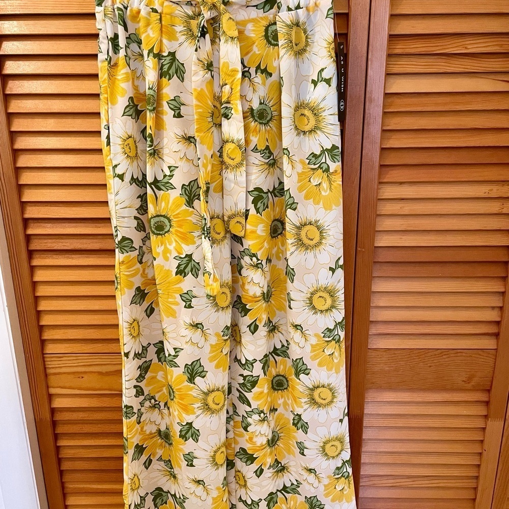 As U Wish Wide Leg Pants, Size M, Sunflower Print, Elastic Waist, Colorf… - Picture 8 of 8
